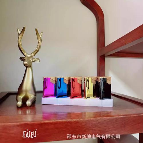f20金属蓝焰直冲打火机品质工厂批发加宽时尚充气打火机
